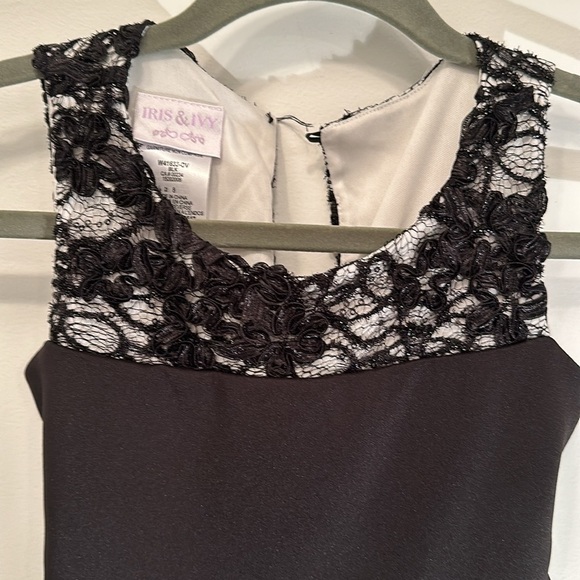 Stunning little girl's dress Iris & Ivy size 8 perfect - Picture 2 of 8